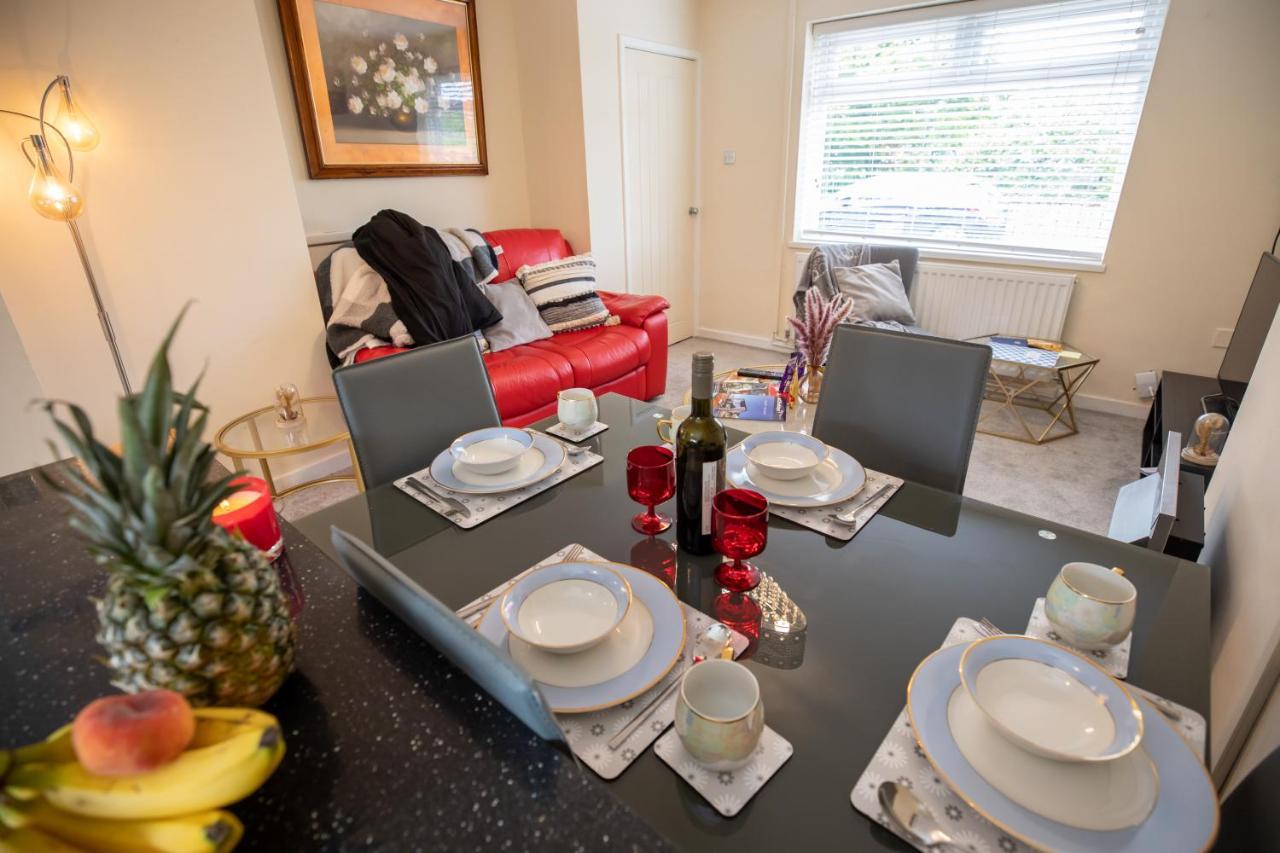 Og Stays Ii- 3Bedroom House Near Nissan & Stadium, Free Parking 森德兰 外观 照片