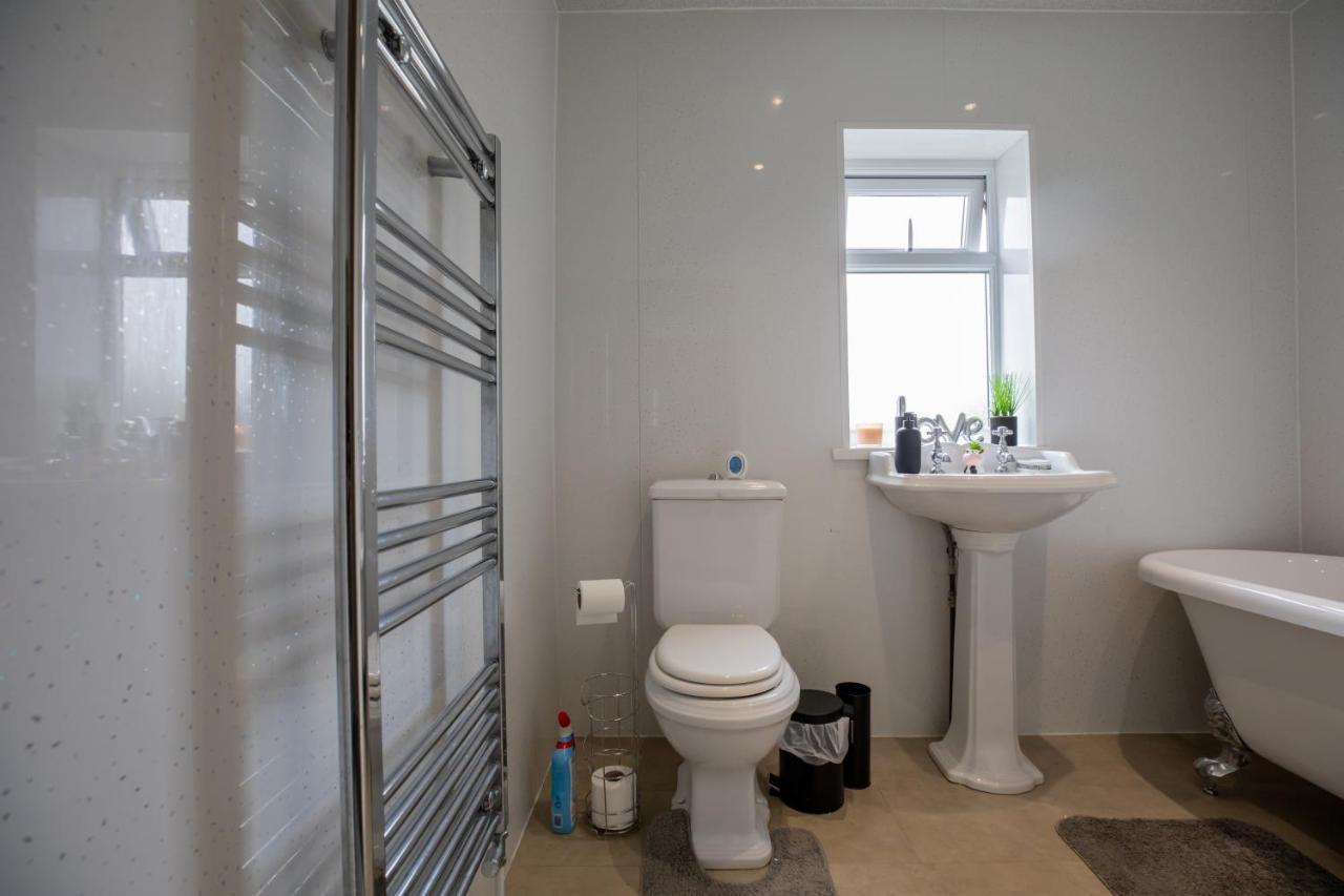 Og Stays Ii- 3Bedroom House Near Nissan & Stadium, Free Parking 森德兰 外观 照片