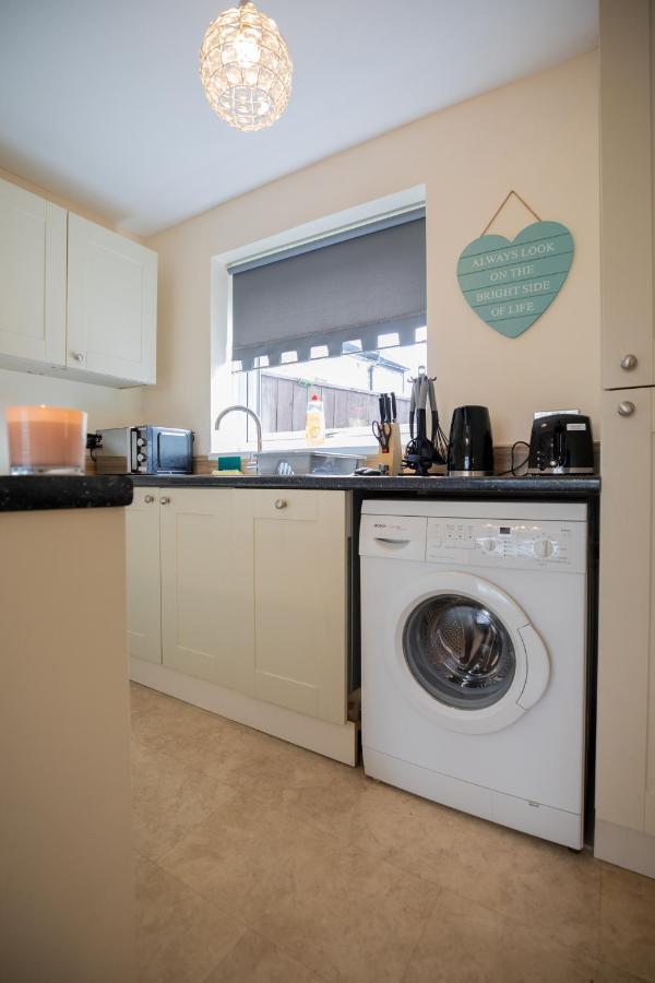 Og Stays Ii- 3Bedroom House Near Nissan & Stadium, Free Parking 森德兰 外观 照片